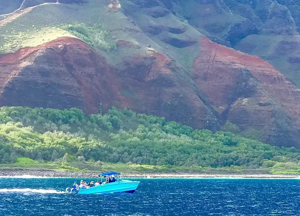 Red Cliffs of Kauaʻi